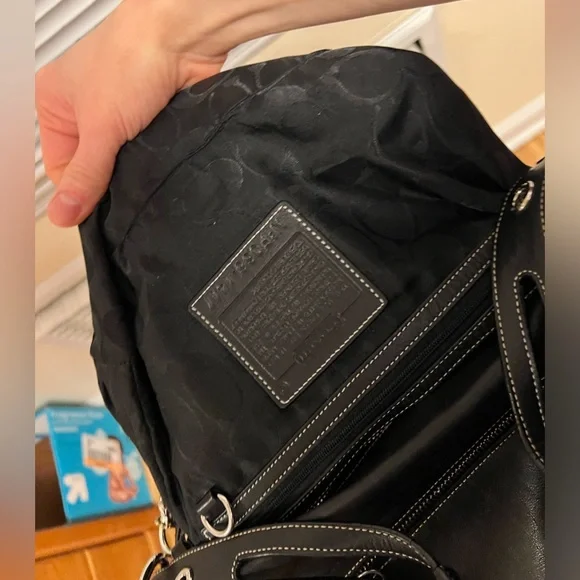 COACH - East West Legacy Handbag F066-1417 - Black Leather (EUC) - Picture 10 of 16